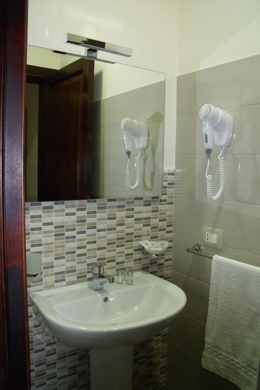 B&B Palazzo Tornabene Catane Chambre photo